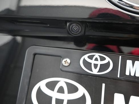 Used 2024 Toyota RAV4 XLE FWD image 37