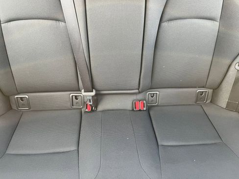 Used 2025 Toyota Corolla LE image 36