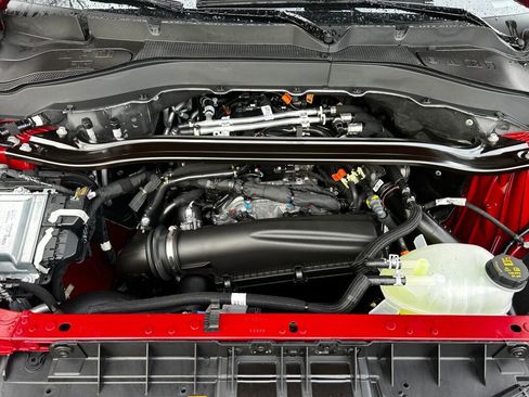 New 2026 Ford Explorer ST-Line image 24