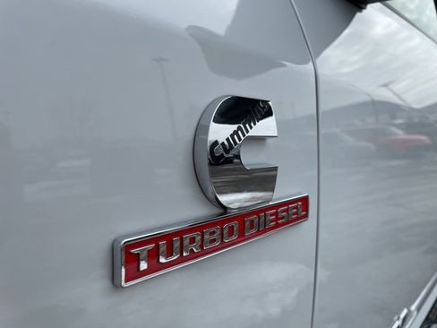 Used 2024 RAM 3500 Big Horn image 9