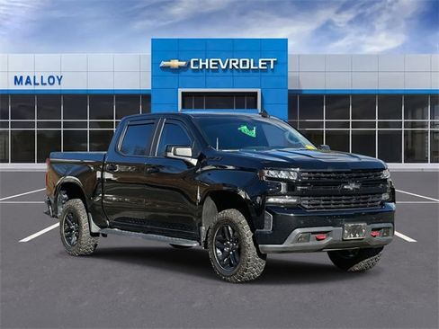 Used 2020 Chevrolet Silverado 1500 LT Trail Boss image 1