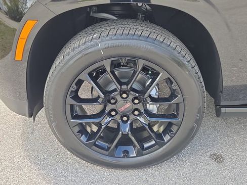 New 2026 GMC Yukon XL Denali w/ Sun & Power Step Package RWD image 7