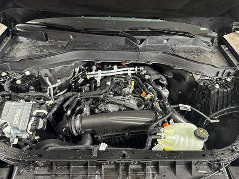 New 2026 Ford Explorer Tremor w/ Tremor Convenience Package image 11