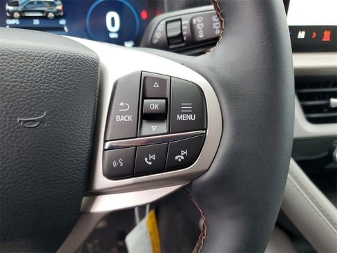 New 2026 Ford Explorer Active w/ Active Comfort Package image 16