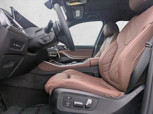 New 2026 BMW X5 xDrive40i w/ Premium Package image 4