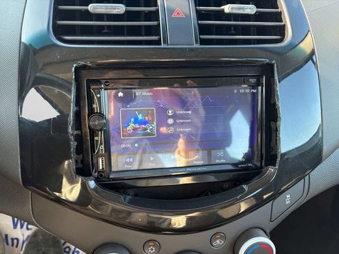 Used 2014 Chevrolet Spark LT FWD image 23