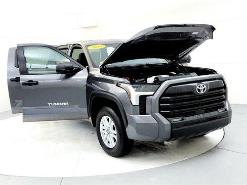 Used 2025 Toyota Tundra SR5 image 9