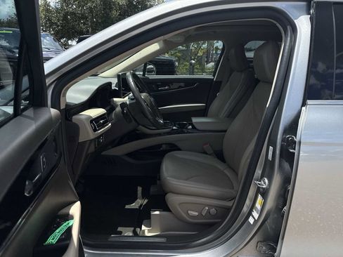 Used 2021 Lincoln Nautilus Reserve FWD image 3