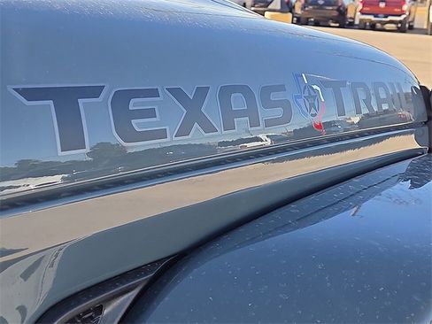 New 2026 Jeep Gladiator Sport image 8