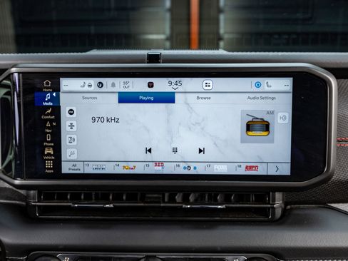 Used 2025 Jeep Gladiator Rubicon image 24