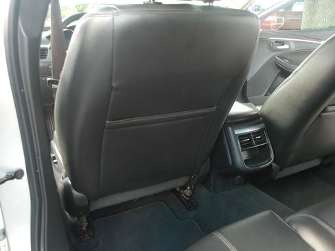 Used 2017 Chevrolet Impala LT FWD image 36