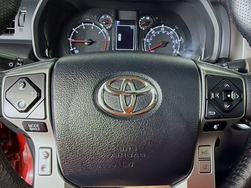 Used 2023 Toyota 4Runner SR5 Premium w/ Moonroof Package RWD image 16