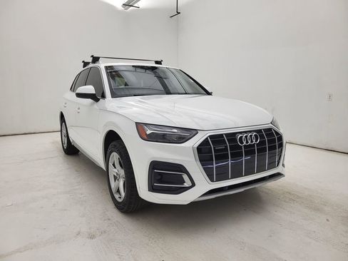 Used 2021 Audi Q5 2.0T Premium w/ Convenience Package image 16