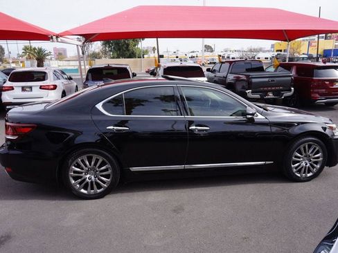 Used 2017 Lexus LS 460 image 5