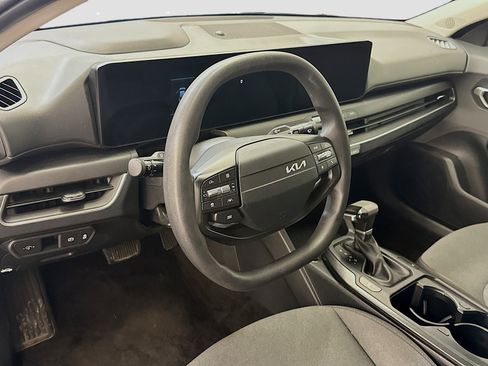 Used 2025 Kia K4 FWD image 18