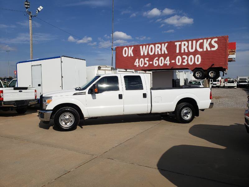 Used 2016 Ford F250 XL w/ Power Equipment Group RWD image 2
