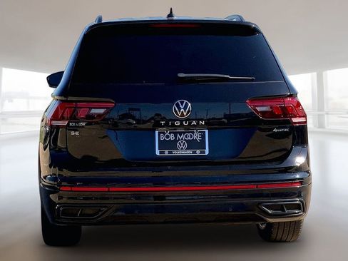 Used 2024 Volkswagen Tiguan SE R-Line w/ MDO Package, Two-Row AWD/4WD image 4