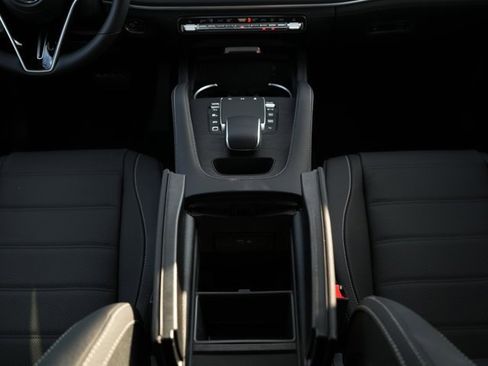 Certified 2026 Mercedes-Benz GLE 450 4MATIC image 31