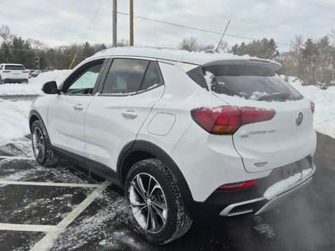 Used 2022 Buick Encore GX Select image 4