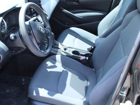 Used 2022 Toyota Corolla LE FWD image 10