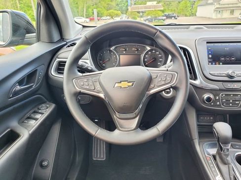 Certified 2024 Chevrolet Equinox LT w/ LPO, Floor Liner Package FWD image 17
