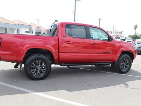 Certified 2021 Toyota Tacoma SR5 RWD image 19