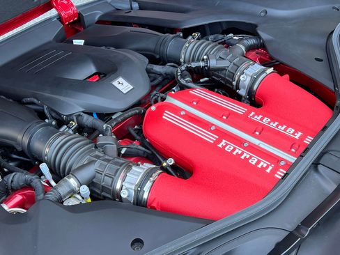 Used 2025 Ferrari 12Cilindri RWD image 45