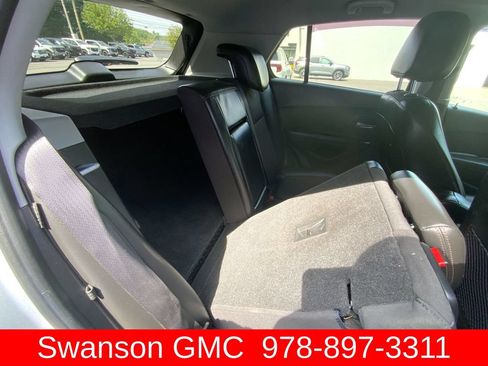 Used 2019 Chevrolet Trax LT w/ LT Convenience Package AWD/4WD image 31