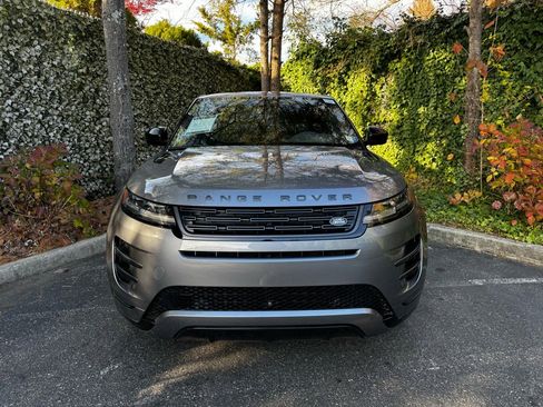 New 2026 Land Rover Range Rover Evoque Dynamic SE image 2
