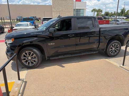 Used 2022 Chevrolet Silverado 1500 RST w/ Protection Package RWD image 2