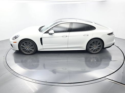 Certified 2023 Porsche Panamera Platinum Edition RWD image 32