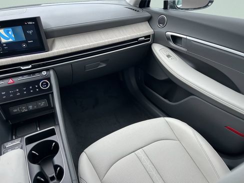 New 2026 Hyundai Sonata Limited FWD image 21
