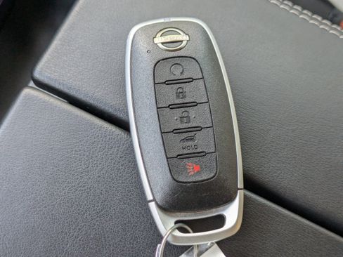 Certified 2025 Nissan Rogue SL image 35