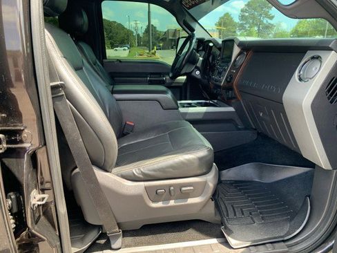 Used 2013 Ford F250 Lariat w/ Chrome Pkg image 15