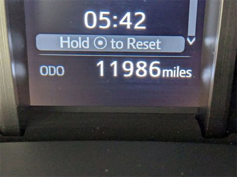 Used 2024 Toyota 4Runner TRD Off-Road image 18