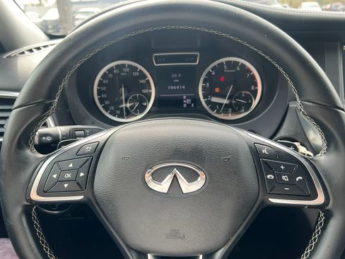 Used 2017 INFINITI QX30 image 13