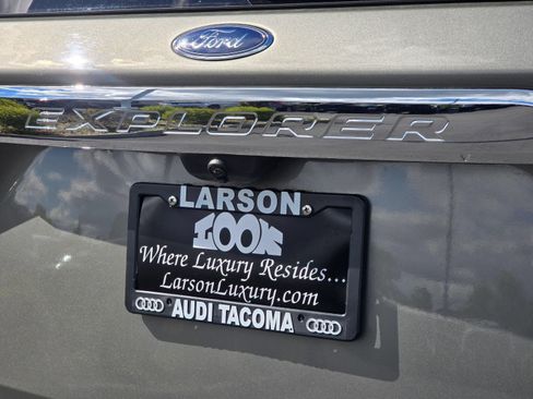 Used 2020 Ford Explorer Limited w/ Class III Trailer Tow Package AWD/4WD image 34