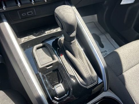 New 2026 Chevrolet Colorado W/T image 25