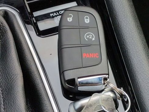 New 2026 Jeep Compass Latitude image 29