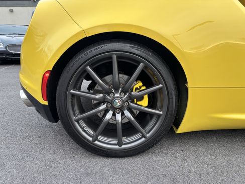 Used 2016 Alfa Romeo 4C Spider RWD image 10