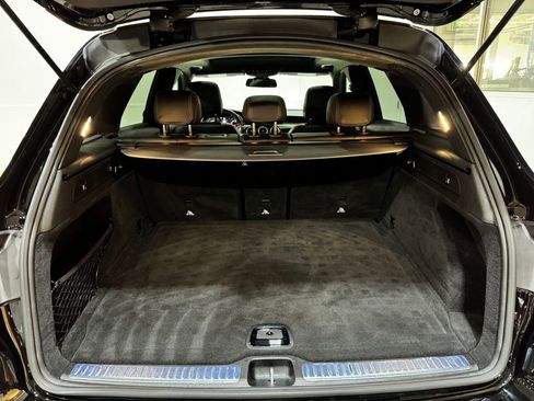 Used 2019 Mercedes-Benz GLC 300 4MATIC image 30