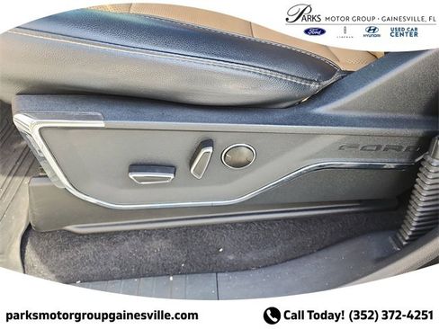 Certified 2023 Ford F150 Lariat w/ Equipment Group 502A High image 17