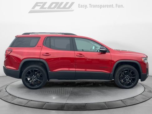 Used 2023 GMC Acadia SLE w/ Driver Convenience Package FWD image 10