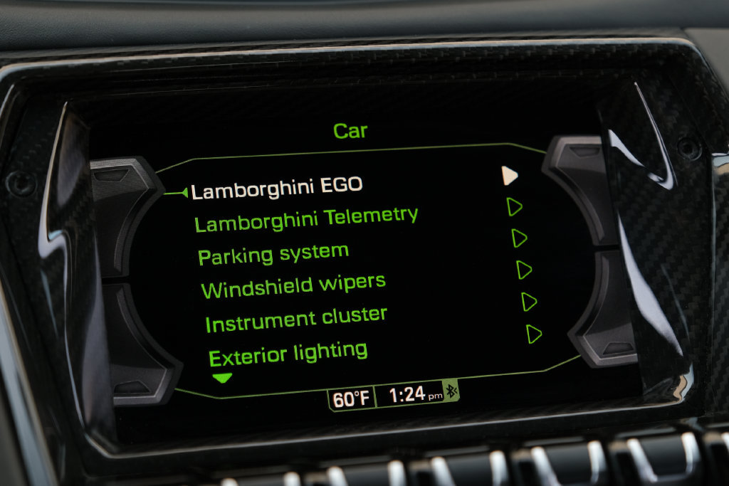 Used 2020 Lamborghini Aventador SVJ AWD/4WD image 35