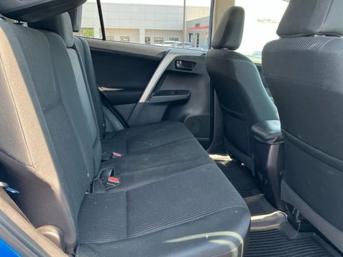 Used 2016 Toyota RAV4 LE AWD/4WD image 30
