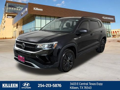 Used 2024 Volkswagen Taos S w/ MDO Package FWD image 3