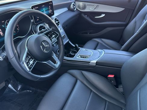 Used 2023 Mercedes-Benz GLC 300 4MATIC Coupe image 4