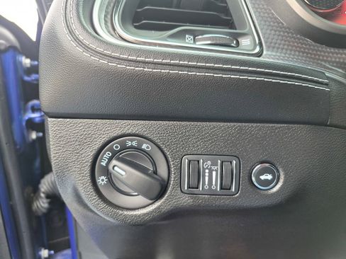 Used 2021 Dodge Challenger SRT Hellcat w/ Plus Package RWD image 12