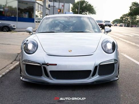 Used 2014 Porsche 911 GT3 image 2