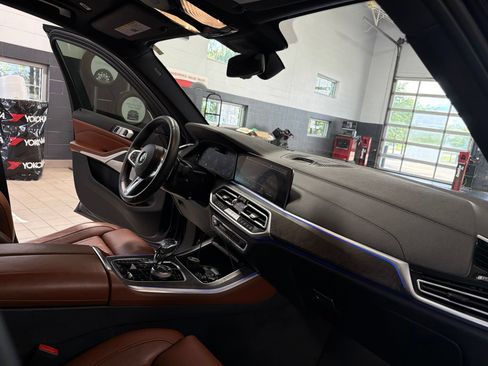 Used 2021 BMW X5 M50i w/ Executive Package AWD/4WD image 63